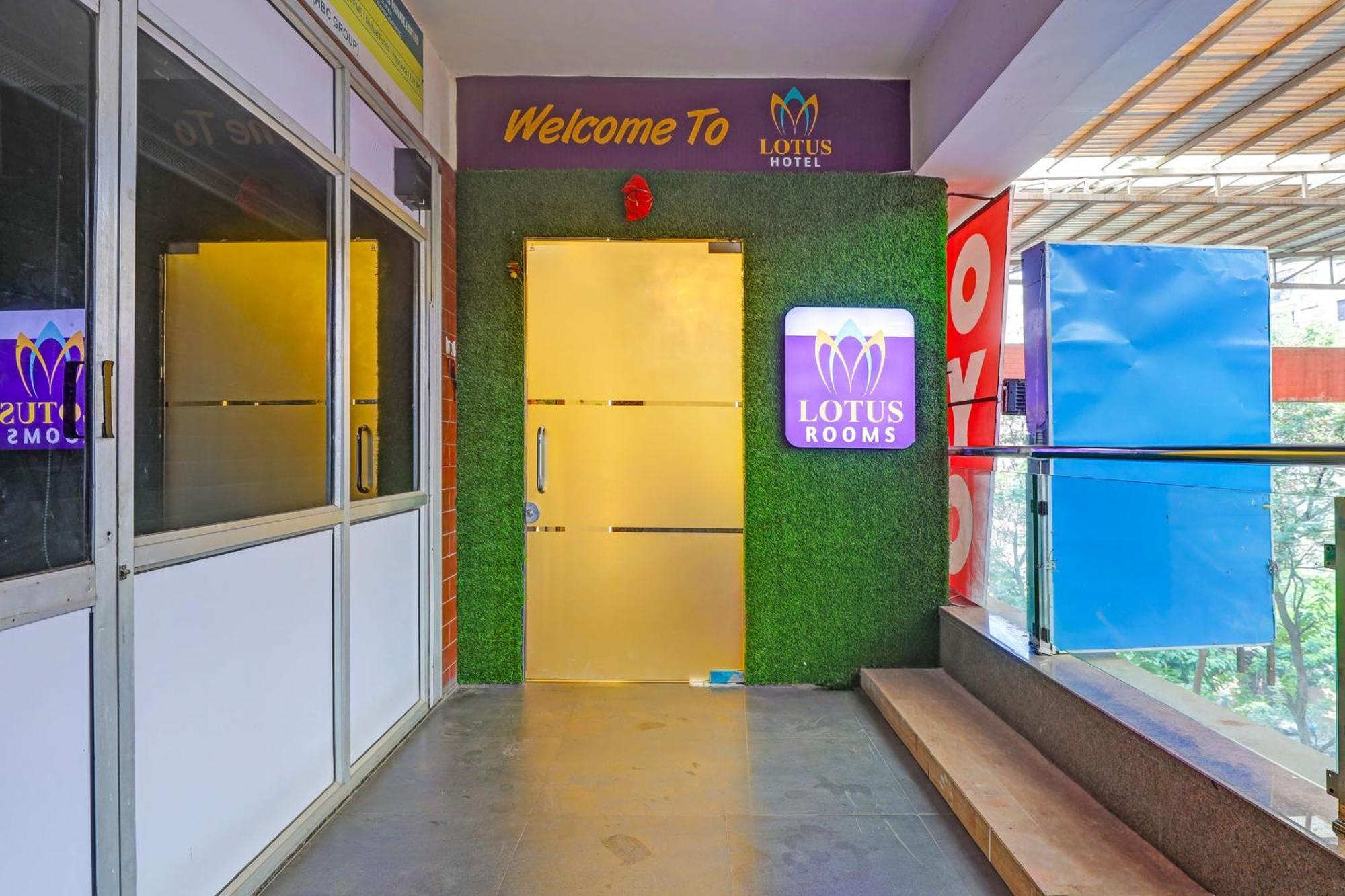 Hotel O Lotus Hotel Surat Eksteriør billede
